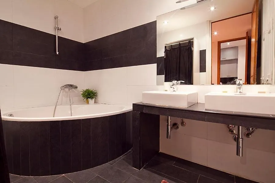 Catalunya Executive 3 Bedrooms, 3 Bathrooms Ac Wifi 巴塞罗那 公寓